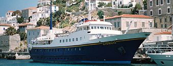 Details and photos of the one-day cruise to 3 Greek islands (Aegina, Poros, Hydra) with lunch